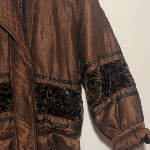 Diana Marco Women's Coat - Picture 7 of 8